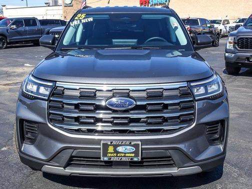 Carbonized Gray Metallic 2025 Ford Explorer Active