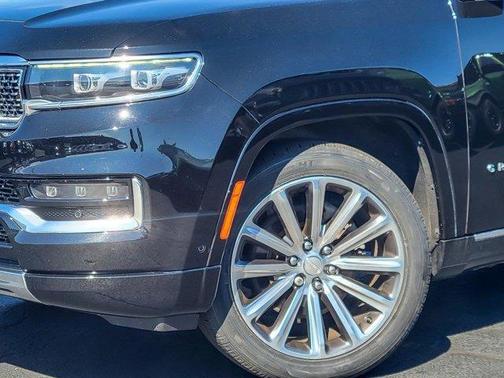 2023 Jeep Grand Wagoneer Base