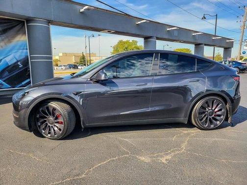 2024 Tesla Model Y Performance