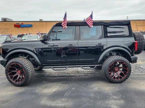 2021 Ford Bronco Base