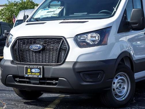 2025 Ford Transit-250 
