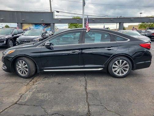 2017 Hyundai SONATA Sport