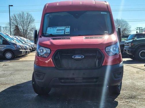 2025 Ford Transit-250 148 WB Medium Roof Cargo