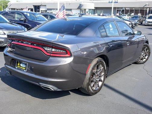 2015 Dodge Charger SE