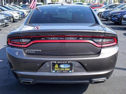 2015 Dodge Charger SE