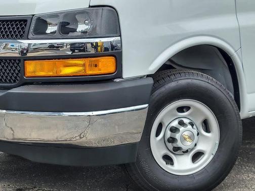 2025 Chevrolet Express 2500 Work Van