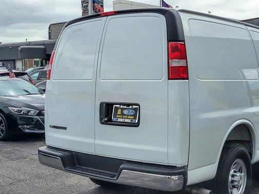 2025 Chevrolet Express 2500 Work Van
