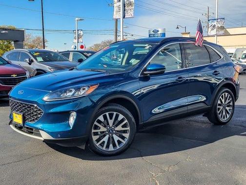 2020 Ford Escape Titanium