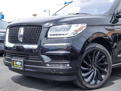 Black 2020 Lincoln Navigator Reserve