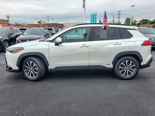 2024 Toyota Corolla Cross Hybrid SE
