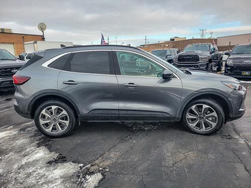 2024 Ford Escape Platinum