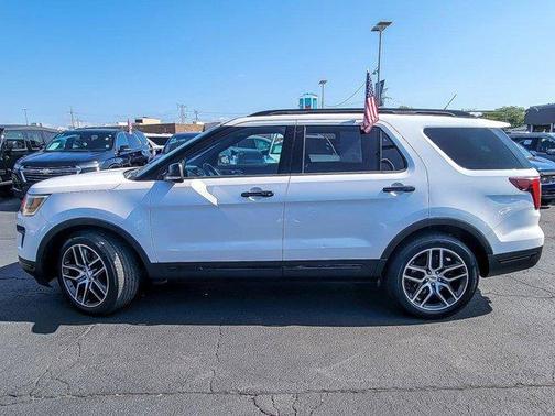 2018 Ford Explorer sport