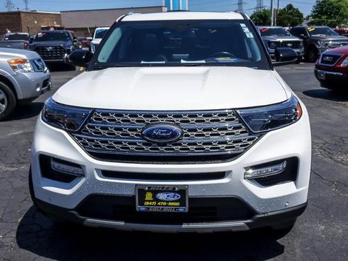 White Metallic 2023 Ford Explorer Limited