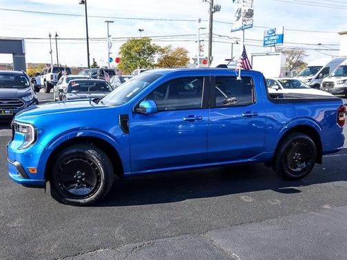 2025 Ford Maverick Lobo Standard