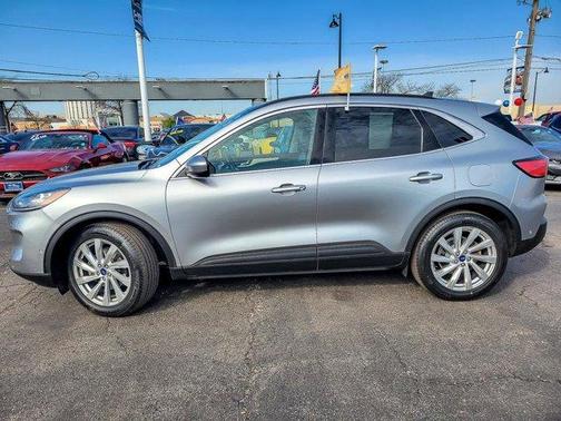 2021 Ford Escape Titanium Hybrid