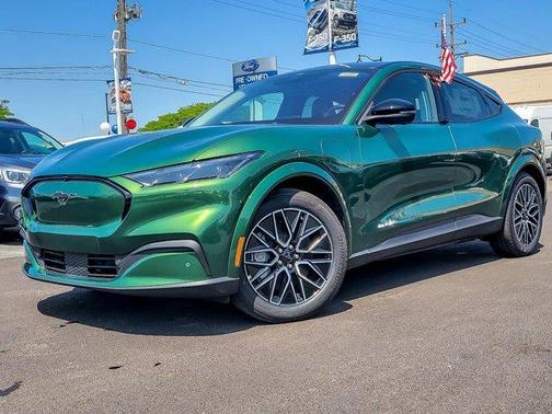 2025 Ford Mustang Mach-E Premium