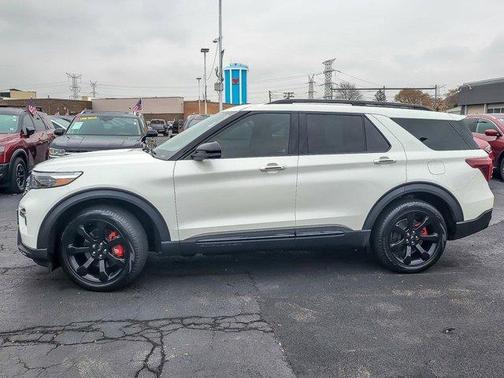 2022 Ford Explorer ST