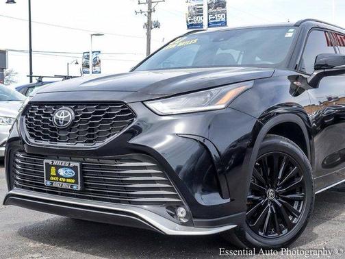 2023 Toyota Highlander XSE