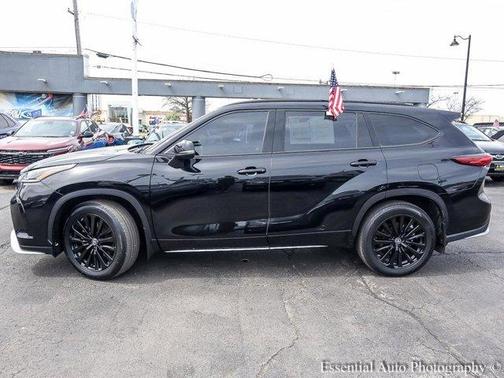 2023 Toyota Highlander XSE
