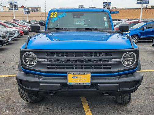 2023 Ford Bronco Base