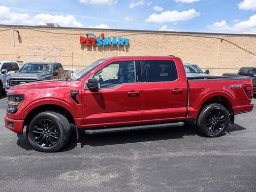 Rapid Red Metallic Tinted Clearcoat 2024 Ford F-150 XLT