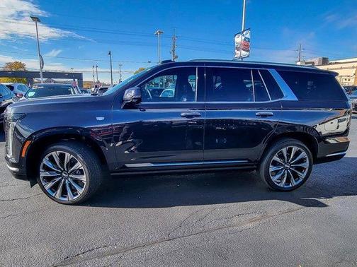 2025 Cadillac Escalade Premium Luxury