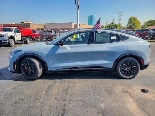 2025 Ford Mustang Mach-E Premium
