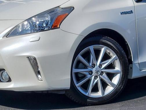 2012 Toyota Prius v Two