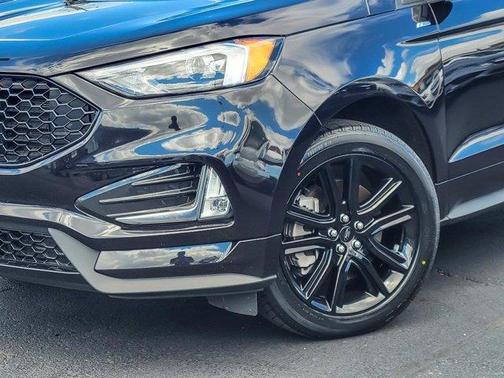 2023 Ford Edge ST Line