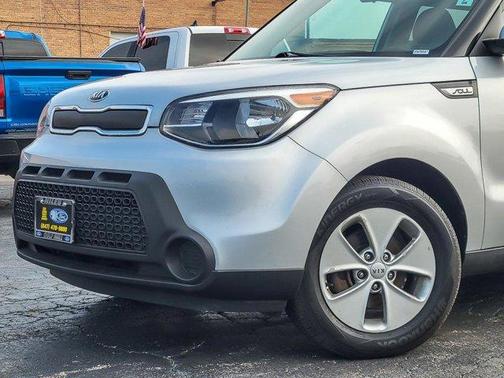 2016 Kia Soul Base