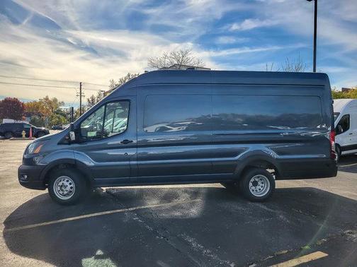 2026 Ford Transit-350 