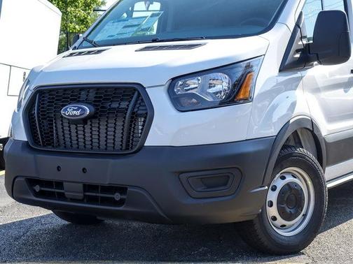 2025 Ford Transit-250