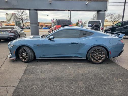 2024 Ford Mustang GT Premium