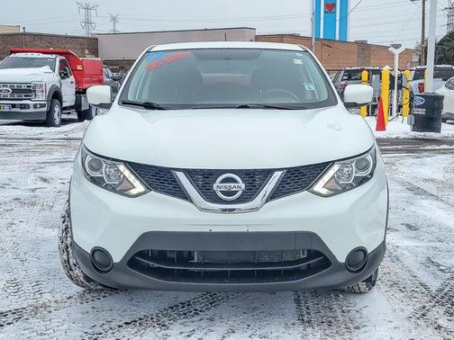 2017 Nissan Rogue Sport S