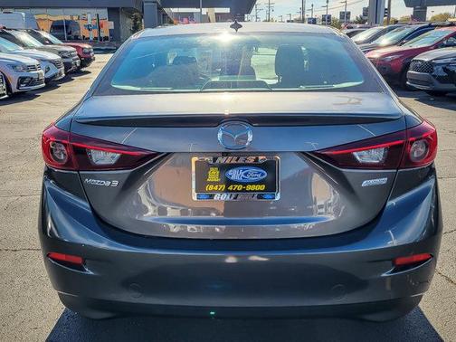 2018 Mazda Mazda3 Touring