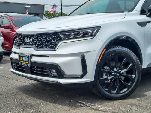 2022 Kia Sorento SX