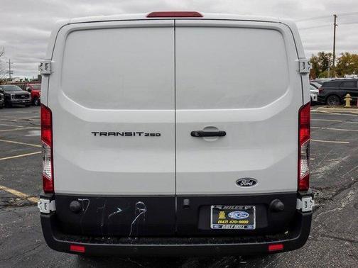 2026 Ford Transit-250 