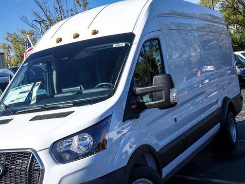 2026 Ford Transit-350 