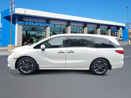 Platinum White Pearl 2023 Honda Odyssey