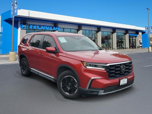 Radiant Red Metallic Ii 2025 Honda Pilot
