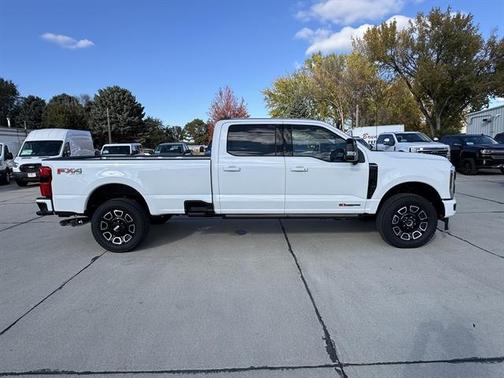 2026 Ford F-350 Platinum