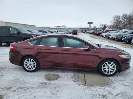 2015 Ford Fusion SE