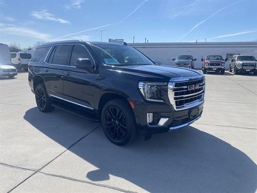 Titanium Rush Metallic 2023 GMC Yukon SLT