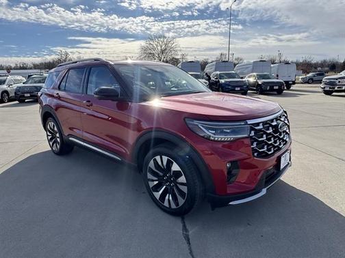 2025 Ford Explorer Platinum