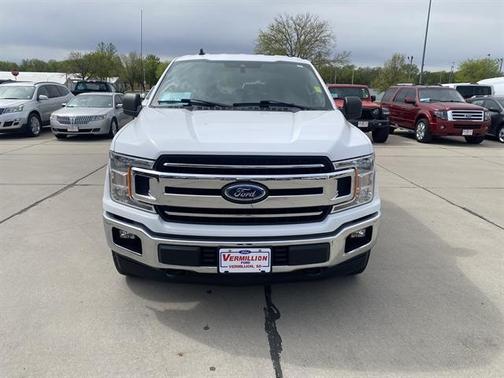 Oxford White 2019 Ford F-150 XLT