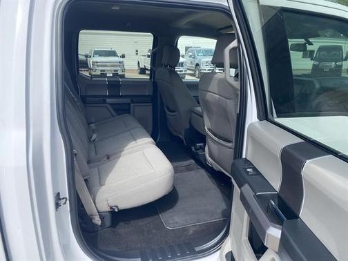 Oxford White 2019 Ford F-150 XLT