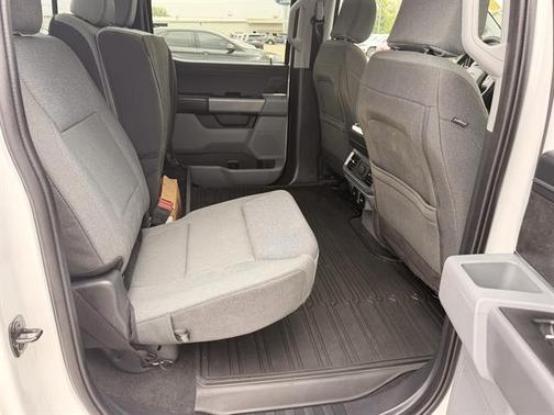Oxford White 2024 Ford F-150 XLT