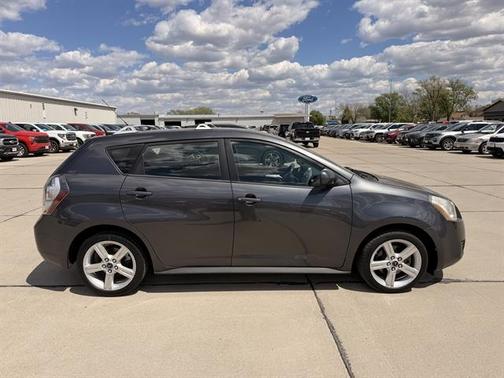 Carbon Gray Metallic 2009 Pontiac Vibe Base