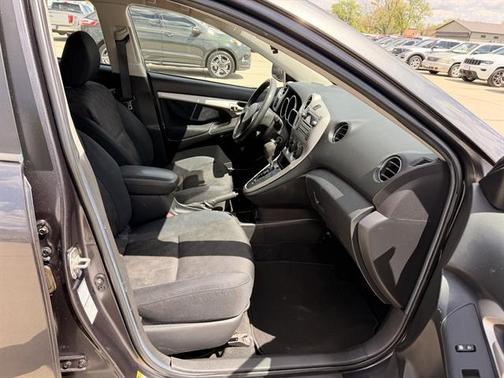 Carbon Gray Metallic 2009 Pontiac Vibe Base