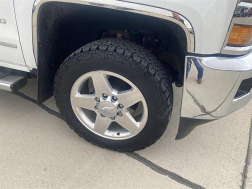 Summit White 2015 Chevrolet Silverado 2500 LTZ